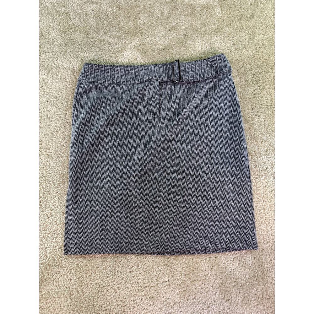 Express Gray and Black Patterned High Waisted Pencil Skirt Size 2 Belted D526